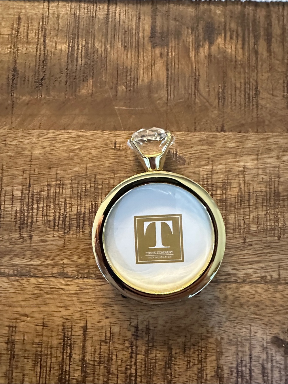 TWOS COMPANY Gold Round Ring Frame with Clear Crystal Accent